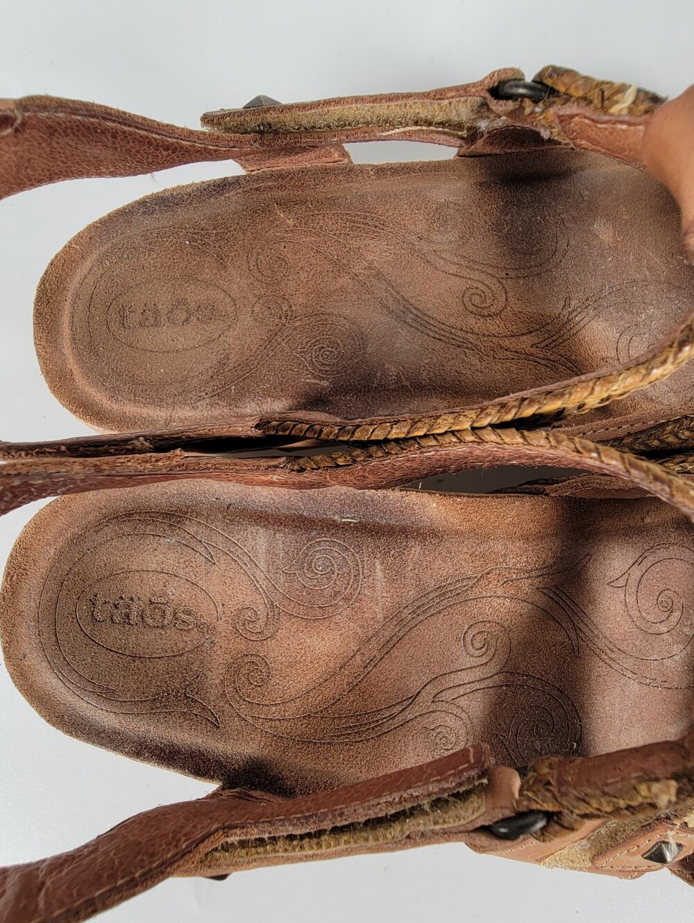 Taos Eleanor Sandal In Camel, Size 10-10.5 - Picture 11 of 14